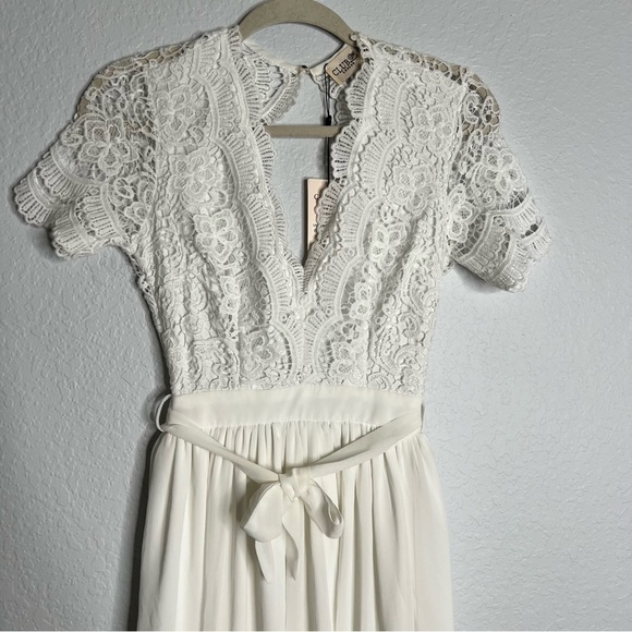 Club L London Maxi Dress Women Size 2 lace Crochet V Neck white Gown Asos b3 - Picture 6 of 14